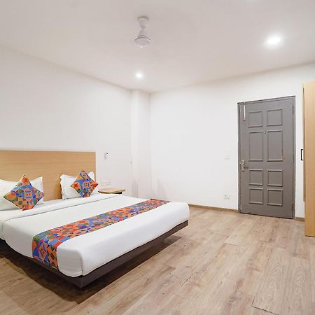 Fabhotel Royale 49 诺伊达 外观 照片