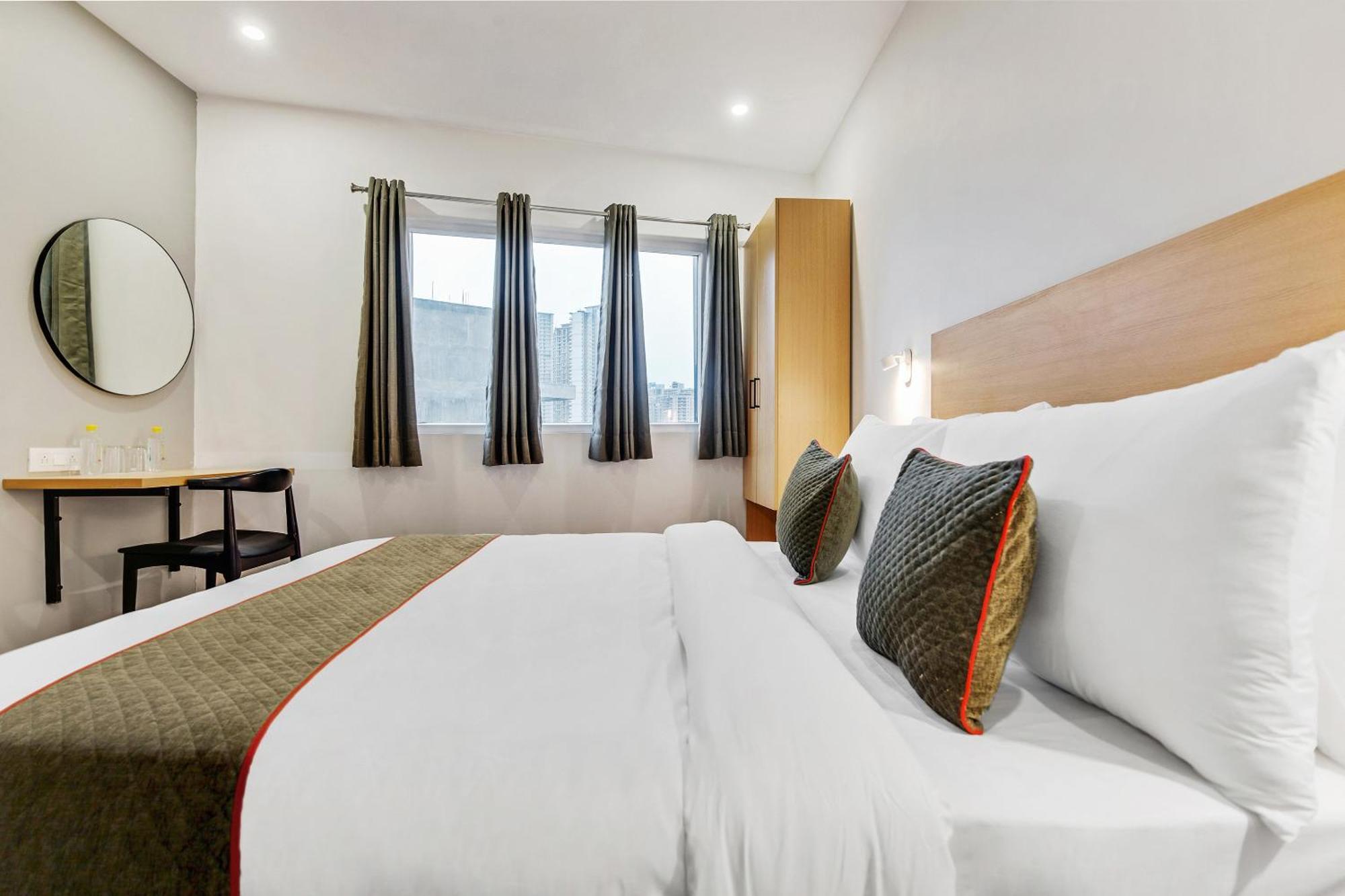 Fabhotel Royale 49 诺伊达 外观 照片