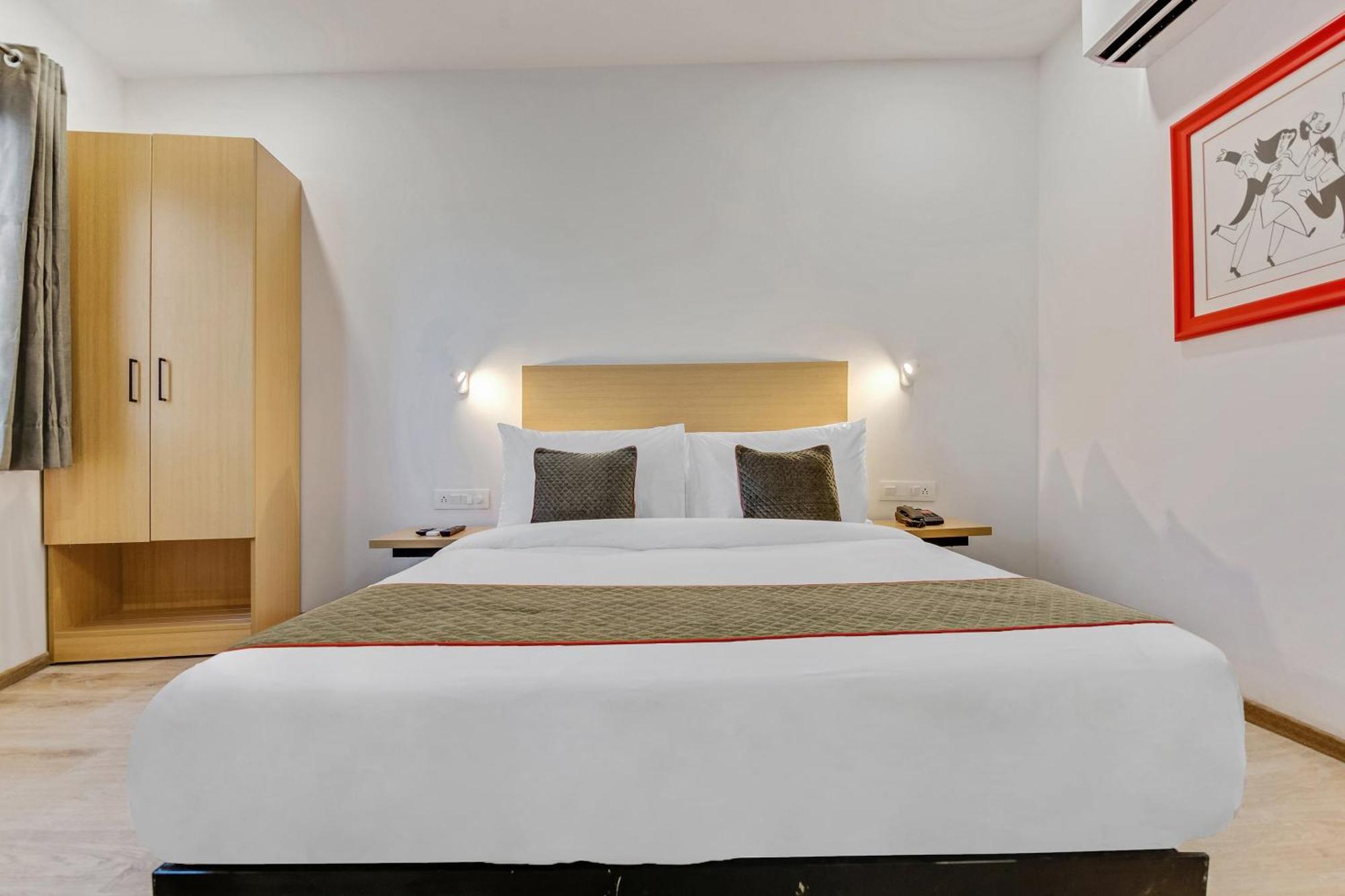 Fabhotel Royale 49 诺伊达 外观 照片