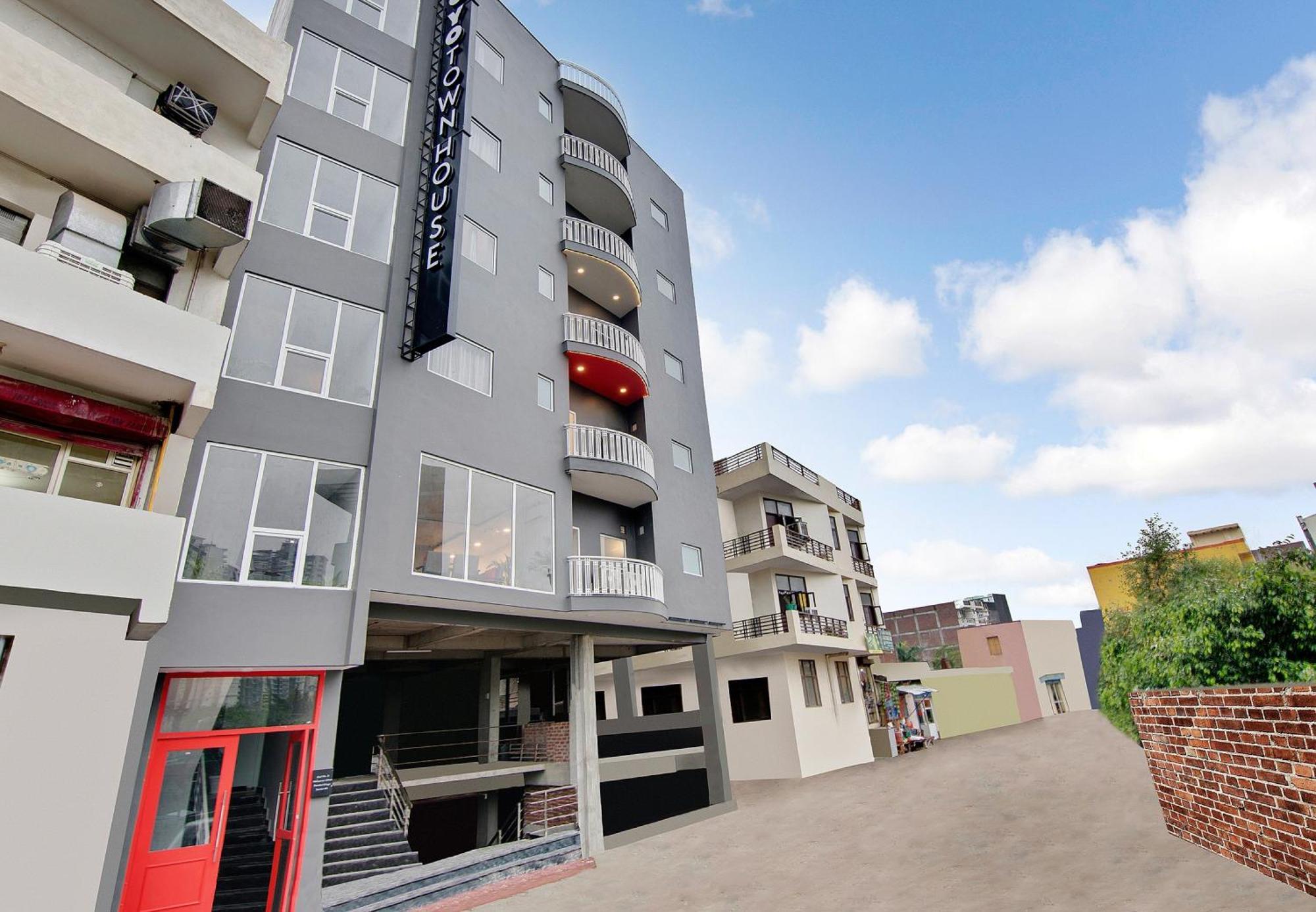 Fabhotel Royale 49 诺伊达 外观 照片