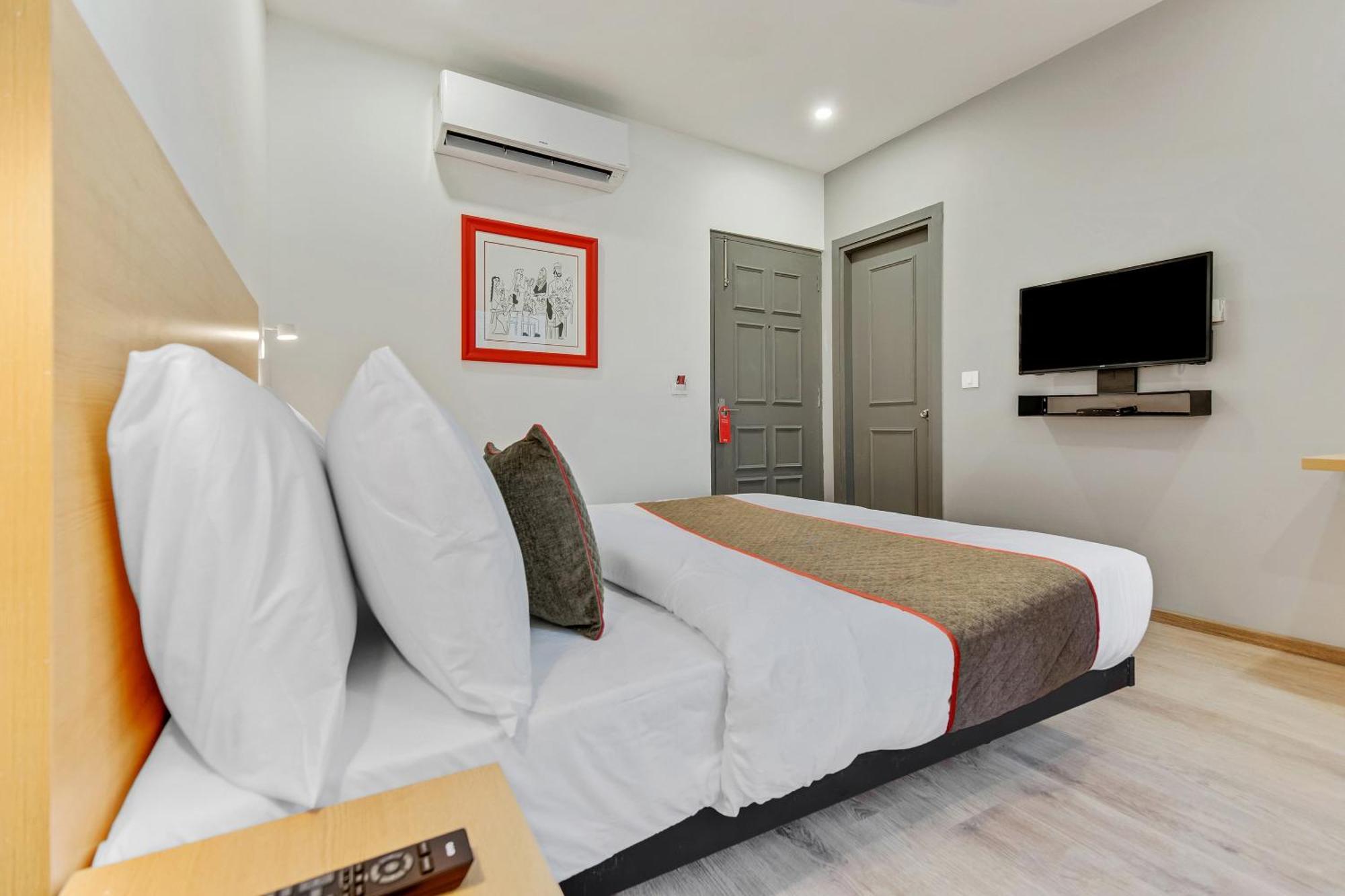 Fabhotel Royale 49 诺伊达 外观 照片