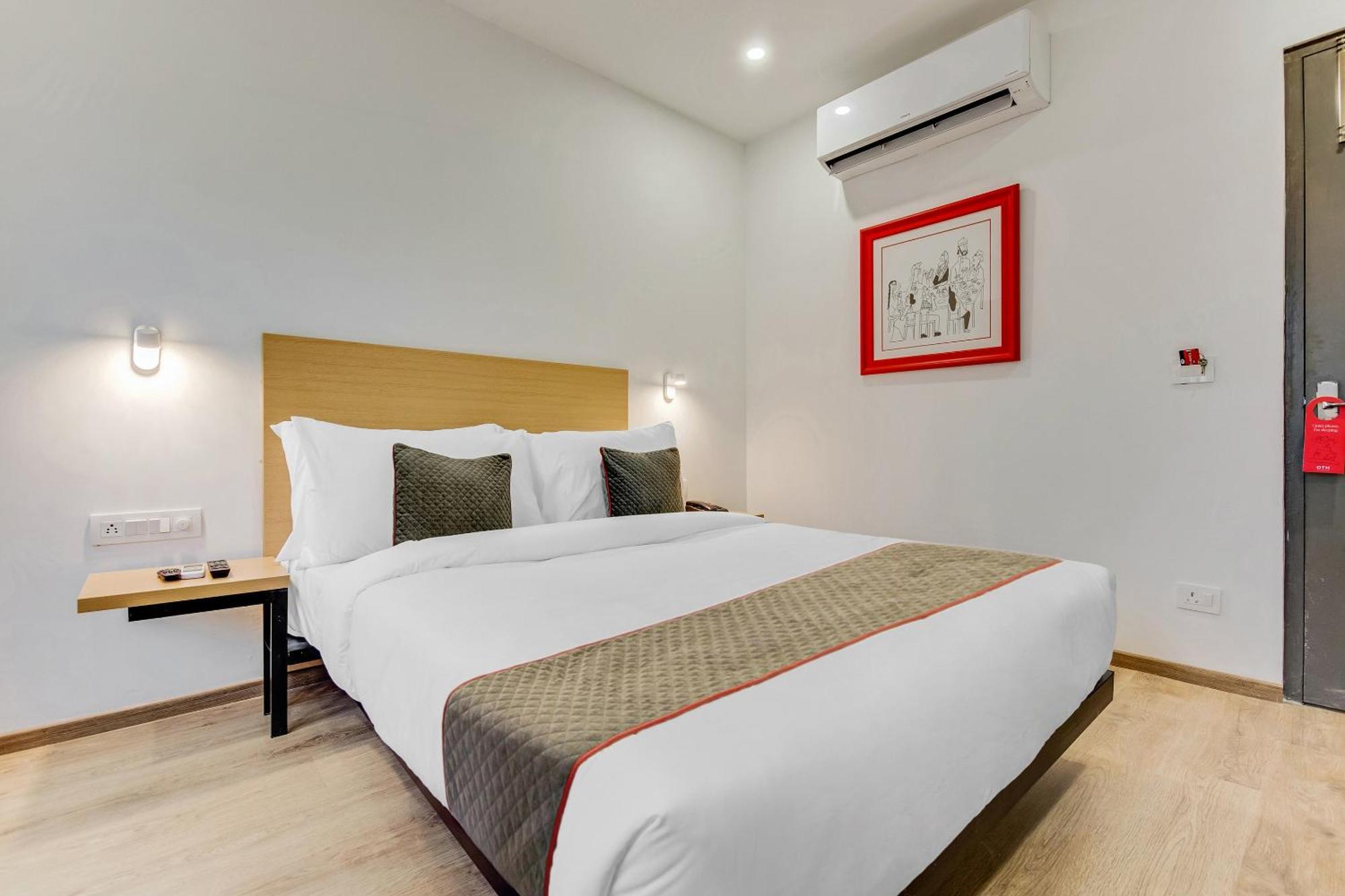 Fabhotel Royale 49 诺伊达 外观 照片