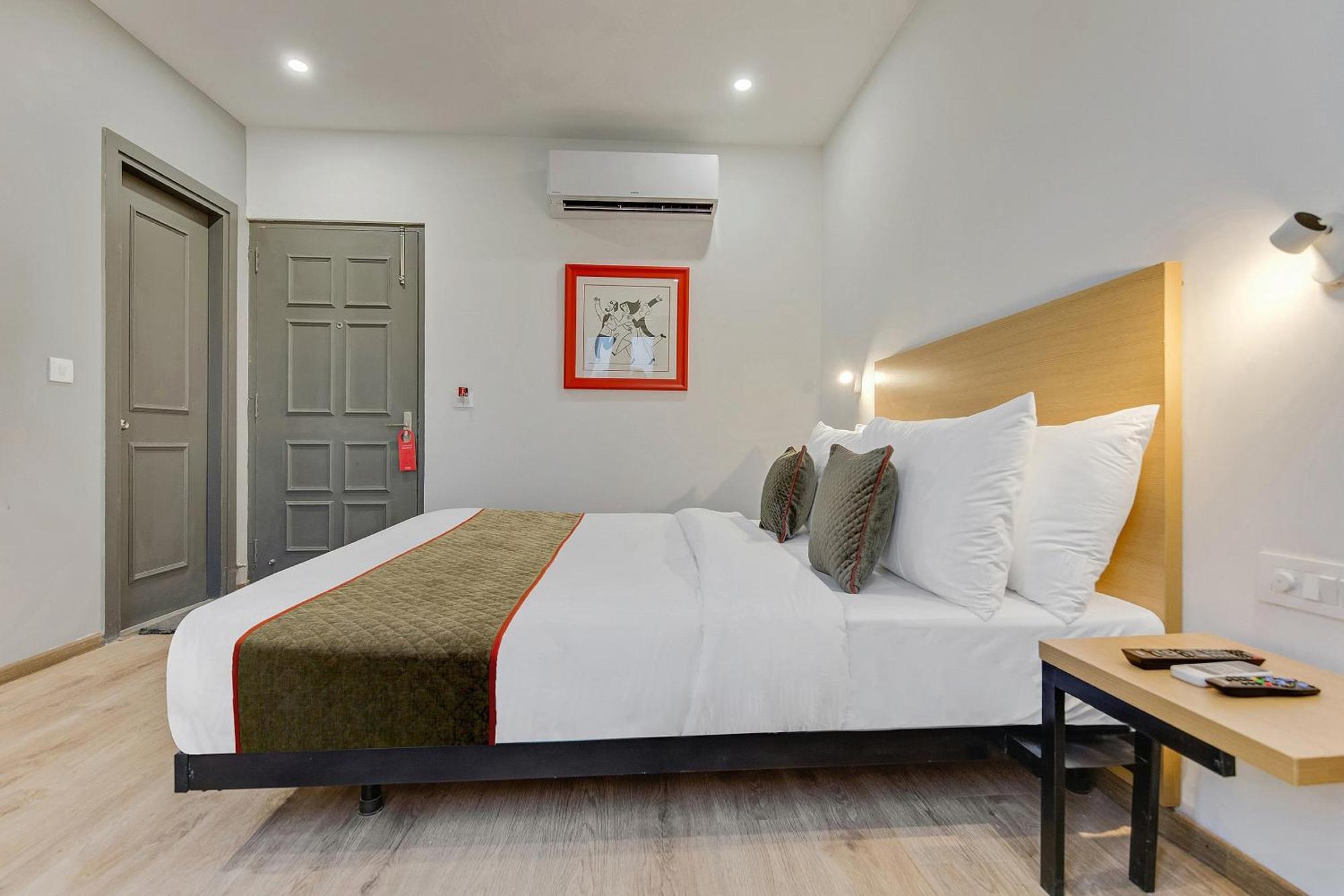 Fabhotel Royale 49 诺伊达 外观 照片